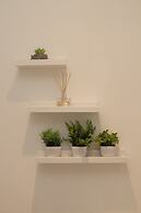 Crescent House Apartments