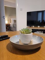 Crescent House Apartments