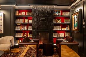 Hotel Montera Madrid, Curio Collection By Hilton