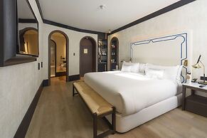 Hotel Montera Madrid, Curio Collection By Hilton