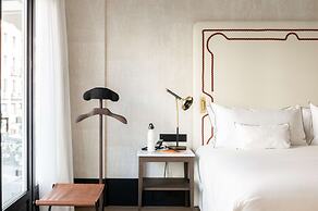 Hotel Montera Madrid, Curio Collection By Hilton