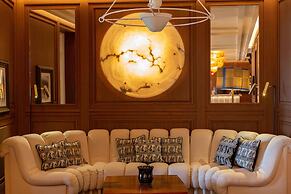 Hotel Montera Madrid, Curio Collection By Hilton