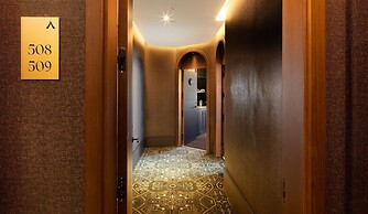 Hotel Montera Madrid, Curio Collection By Hilton