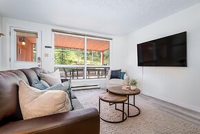 Fully RENOVATED Studio | Ski In/Out: Closest Condo to Lift | Pool & Ho