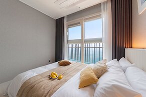 Le Collective Busan Gijang