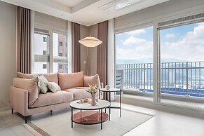 Le Collective Busan Gijang