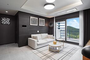 Le Collective Busan Gijang