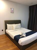 Vortex Suites KLCC by Luna