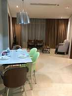 Vortex Suites KLCC by Luna