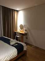 Vortex Suites KLCC by Luna