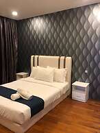 Vortex Suites KLCC by Luna