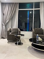 Vortex Suites KLCC by Luna