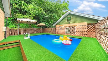 Hongcheon Stoneisland Pension