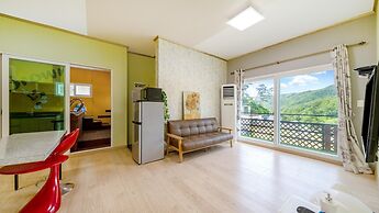 Hongcheon Stoneisland Pension