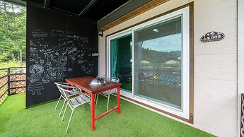 Hongcheon Stoneisland Pension