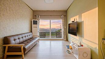 Hongcheon Stoneisland Pension