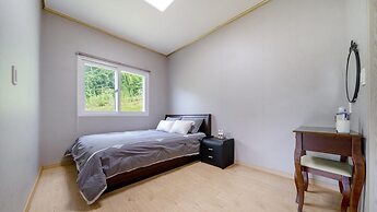 Hongcheon Stoneisland Pension