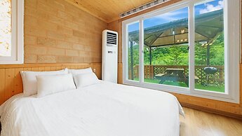 Hongcheon Stoneisland Pension