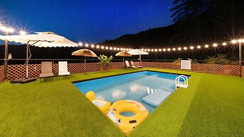 Hongcheon Stoneisland Pension