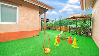 Hongcheon Stoneisland Pension