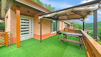 Hongcheon Stoneisland Pension