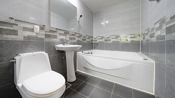 Hongcheon Stoneisland Pension