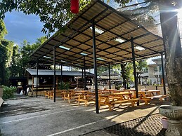 Revolution Pai - Hostel