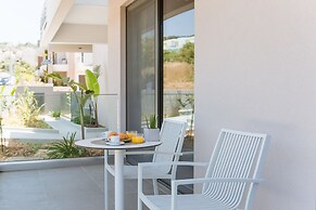 Noemie Luxury Suites