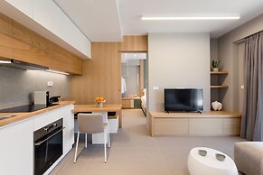 Noemie Luxury Suites