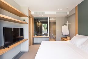 Noemie Luxury Suites