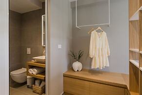 Noemie Luxury Suites