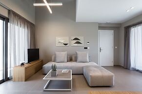 Noemie Luxury Suites