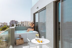 Noemie Luxury Suites