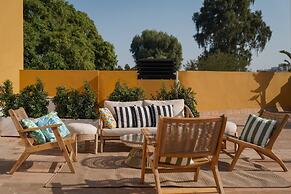 Numa Seville Prestigio