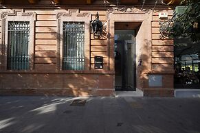 Numa Seville Prestigio