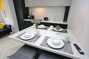 No 1 Luxury Service Accommodation