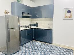 BluO Modern 1BHK - DLF Galleria Market