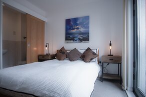 Fisherman's Way - 2 Bed Apt - SA1 Swansea