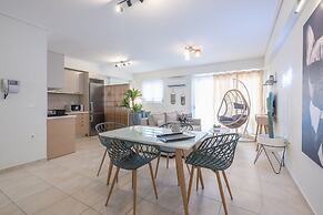 Luxury Loft with a Balcony by CloudKeys