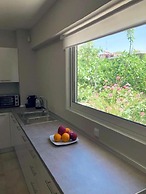 Charming Apartment in Faliro