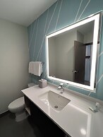 Avid Hotels Guadalajara Av Vallarta PTE by IHG