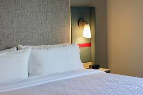 Avid Hotels Guadalajara Av Vallarta PTE by IHG