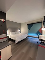 Avid Hotels Guadalajara Av Vallarta PTE by IHG