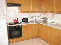 Waterfront Apartment Family Friendly, Ground Level