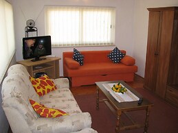 Waterfront Apartment Family Friendly, Ground Level