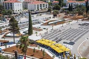 Waterfront Apartment Family Friendly, Ground Level