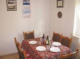 Waterfront Apartment Family Friendly, Ground Level