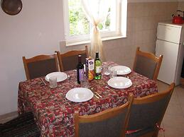 Waterfront Apartment Family Friendly, Ground Level