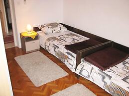 Waterfront Apartment Family Friendly, Ground Level