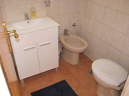 Waterfront Apartment Family Friendly, Ground Level